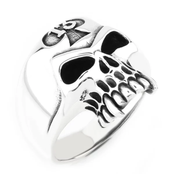 925 Sterling Silver Oxidized Skull Men Ring 41